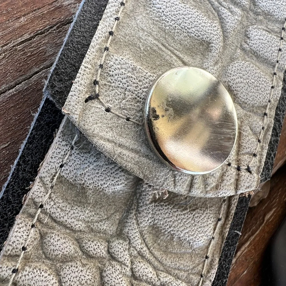Ivory Beige alligator Croc on off black leather Apple Watch band similiar2 spark